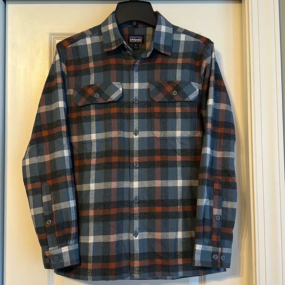 Men’s Patagonia flannel shirt XS